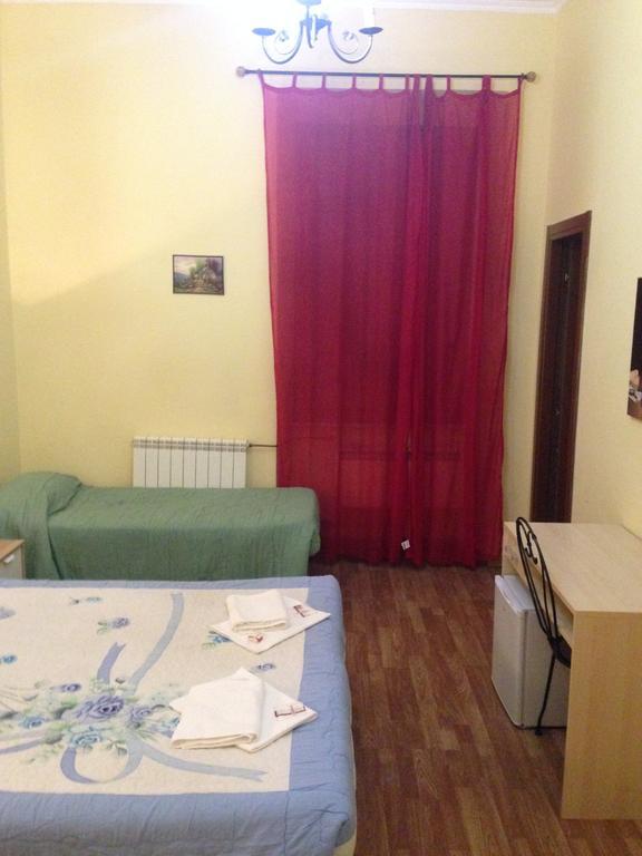 Bed and Breakfast Le Charme House 2 à Rome Extérieur photo